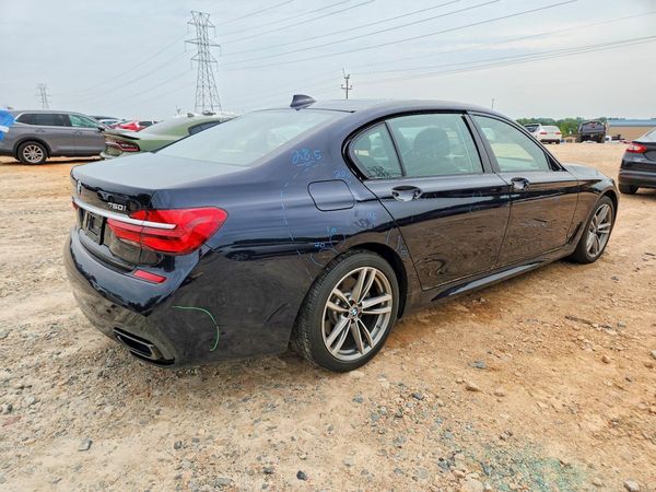 2019 BMW 750