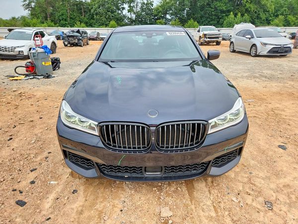 2019 BMW 750
