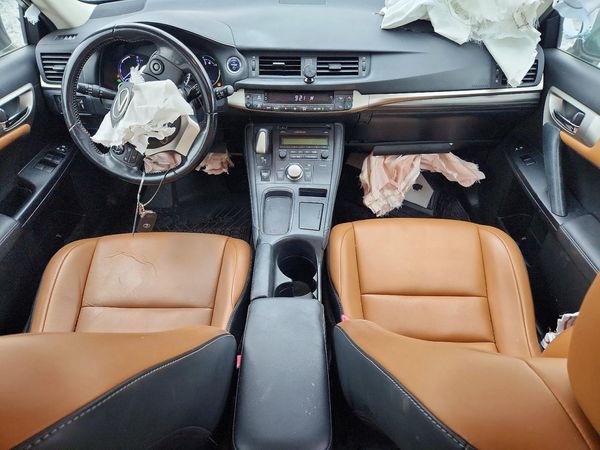 2015 LEXUS CT 200h