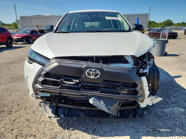 2026 TOYOTA COROLLA CROSS