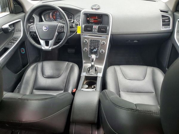 2016 VOLVO XC60 SV33 Premier