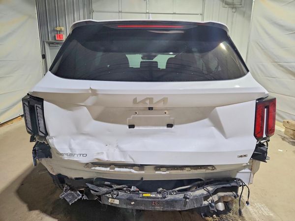 2024 KIA SORENTO S