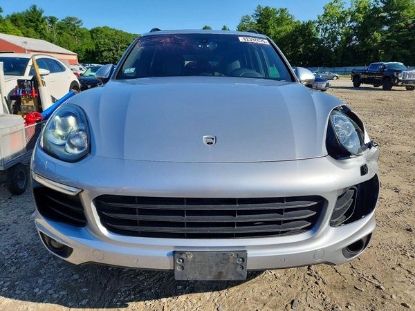 2018 PORSCHE CAYENNE Base / Platinum Edition