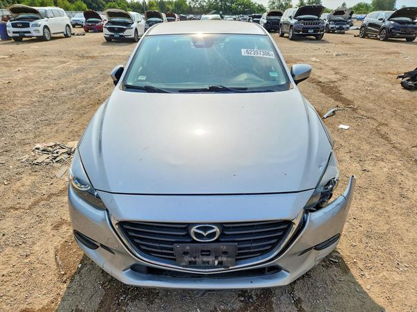 2018 MAZDA 3 Touring