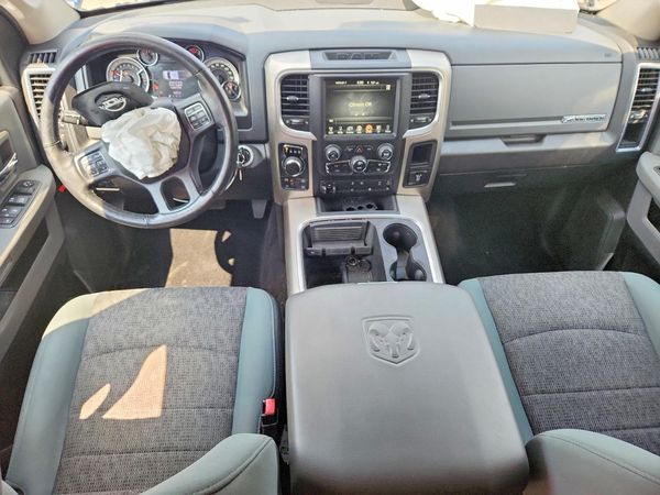 2017 RAM 1500 SLT