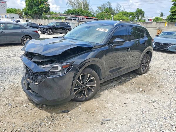 2022 MAZDA CX-5 Premium Package