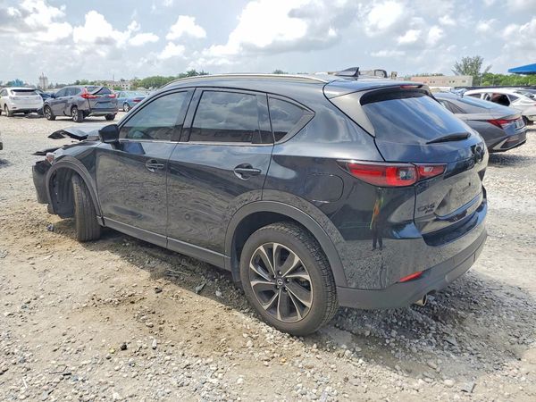 2022 MAZDA CX-5 Premium Package