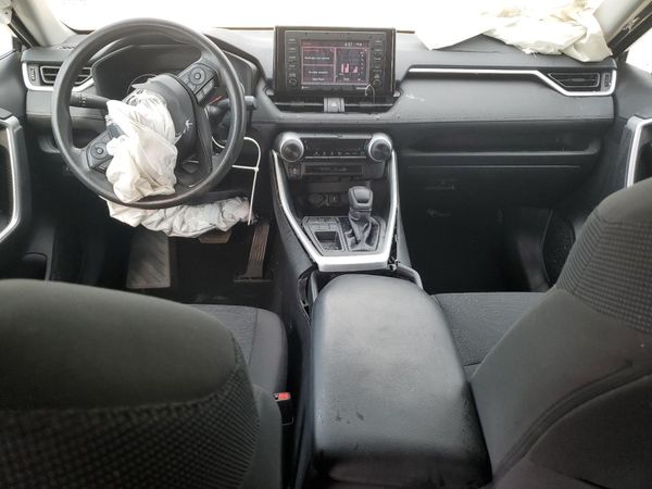 2022 TOYOTA RAV4 LE — CKPT