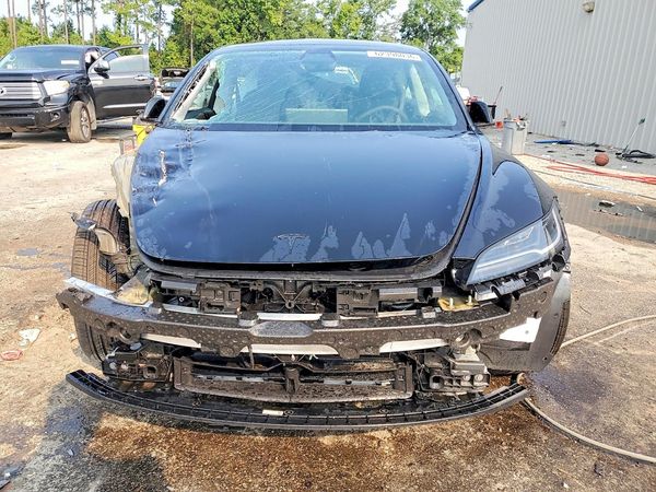 2026 TESLA MODEL 3