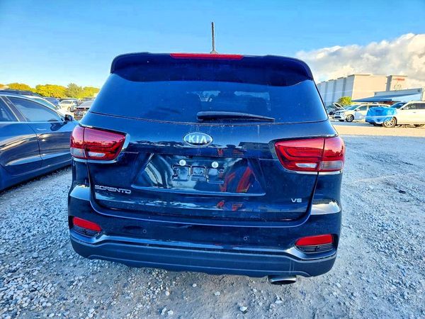 2020 KIA SORENTO L, LX, S