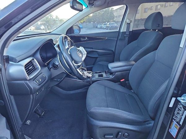 2020 KIA SORENTO L, LX, S