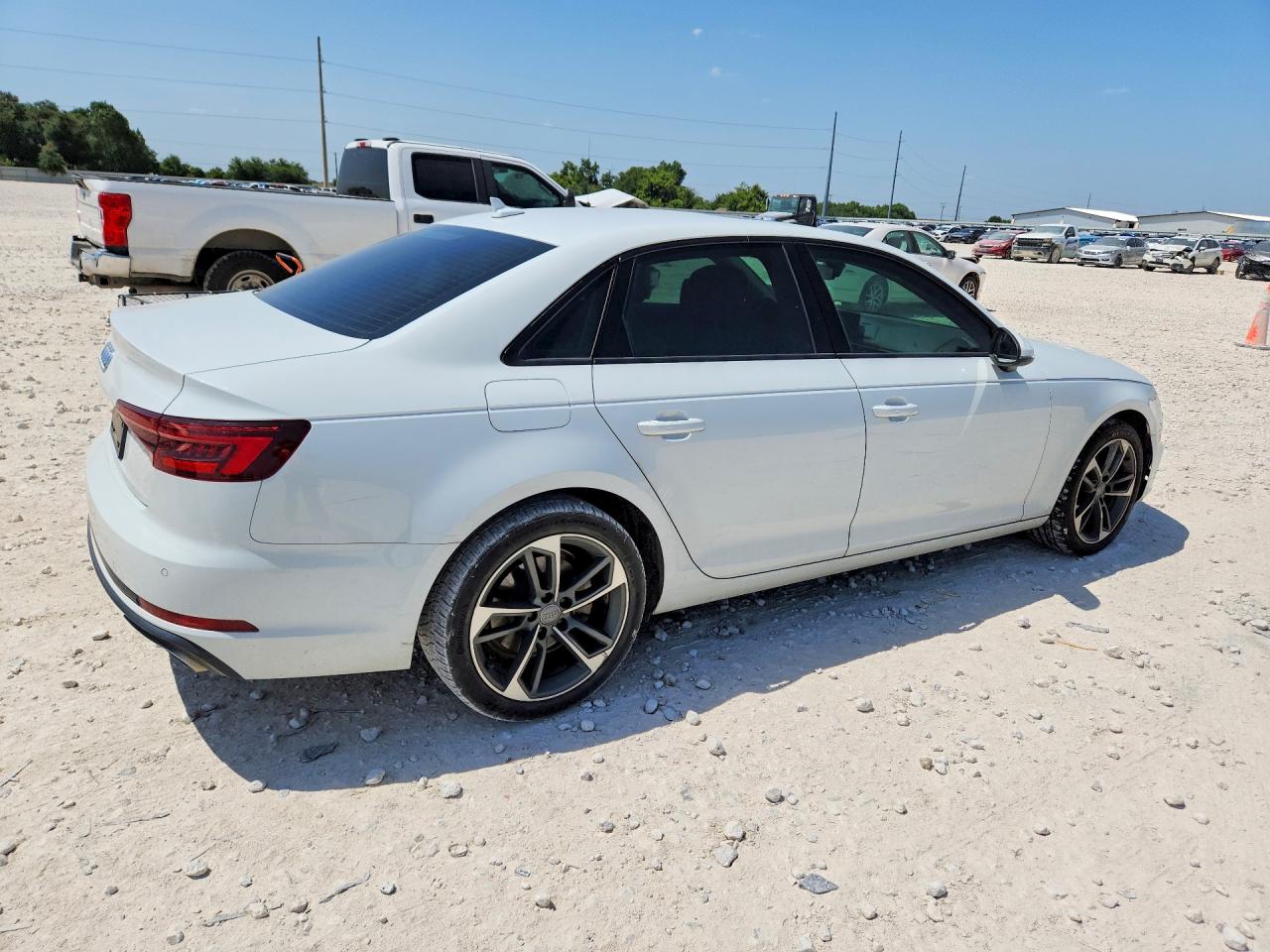 2019 AUDI A4 Premium, Titanium