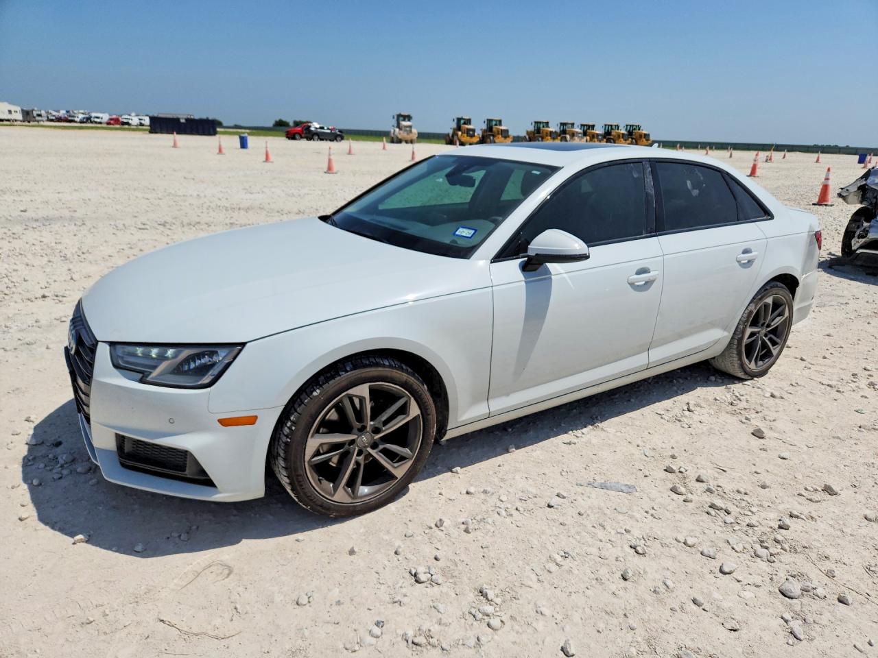 2019 AUDI A4 Premium, Titanium