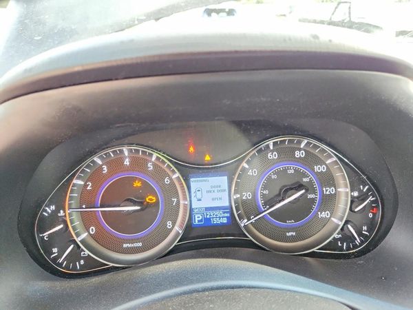 2016 INFINITI QX80