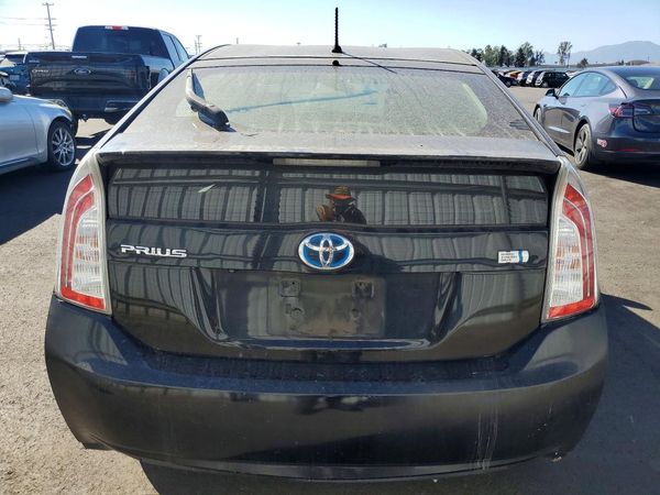 2015 TOYOTA PRIUS