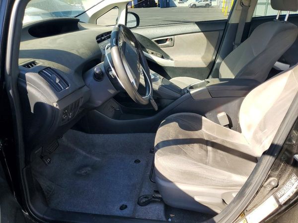 2015 TOYOTA PRIUS