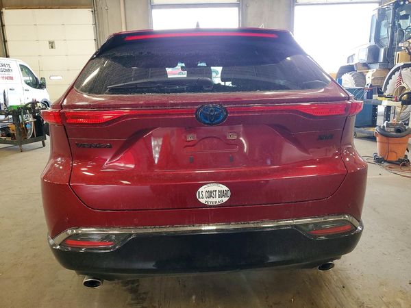 2024 TOYOTA VENZA