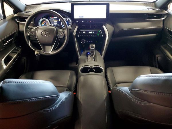 2024 TOYOTA VENZA