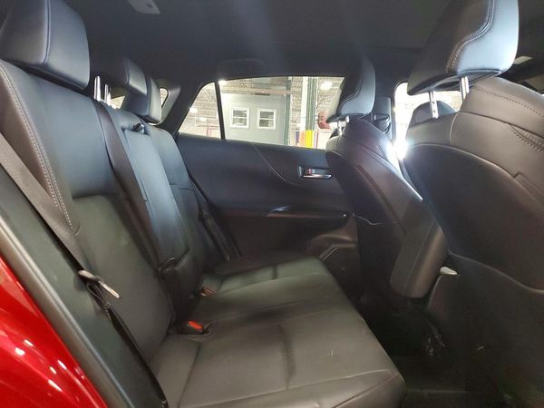 2024 TOYOTA VENZA