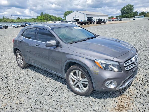 2019 MERCEDES-BENZ GLA