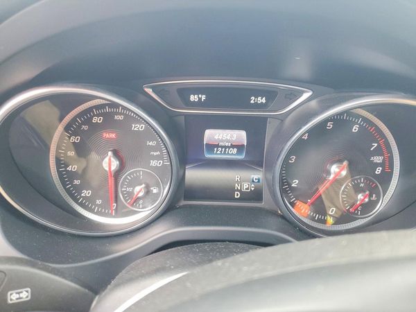 2019 MERCEDES-BENZ GLA