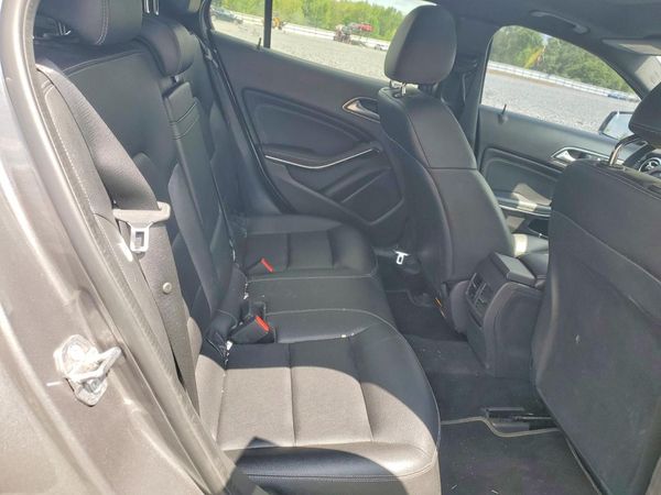 2019 MERCEDES-BENZ GLA
