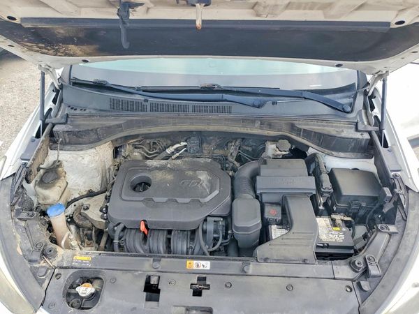 2017 HYUNDAI SANTA FE SPORT Base
