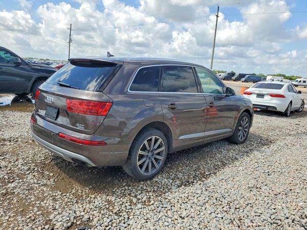 2017 AUDI Q7