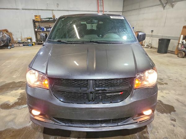 2018 DODGE GRAND CARAVAN SE