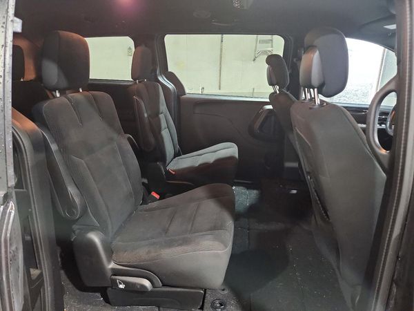 2018 DODGE GRAND CARAVAN SE
