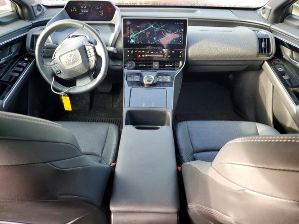 2025 TOYOTA BZ4X