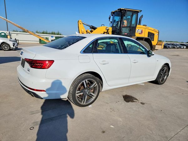2017 AUDI A4
