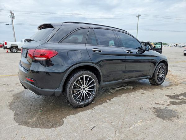 2021 MERCEDES-BENZ GLC GLC300