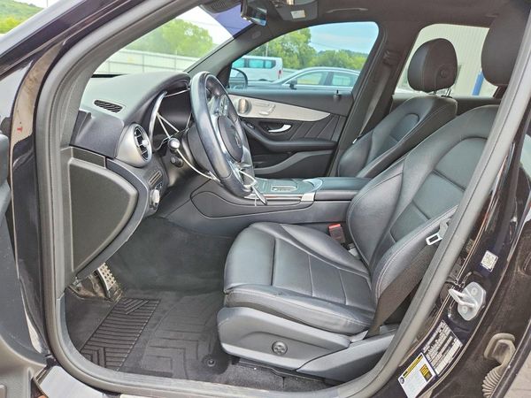 2021 MERCEDES-BENZ GLC GLC300