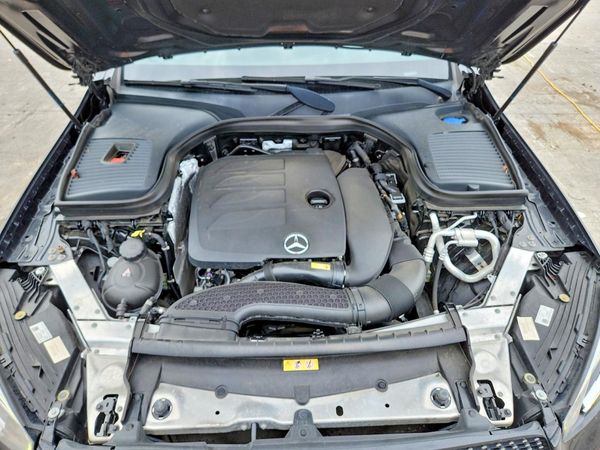 2021 MERCEDES-BENZ GLC GLC300