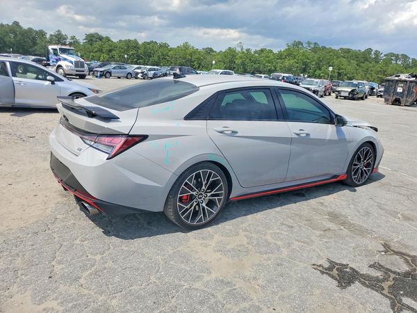 2022 HYUNDAI ELANTRA