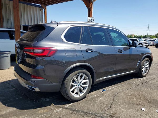 2022 BMW X5