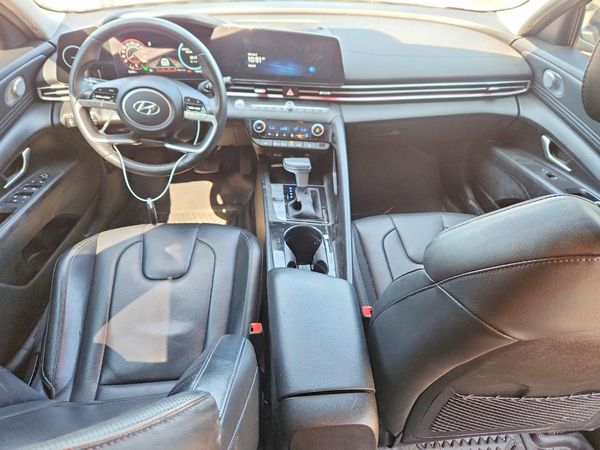 2023 HYUNDAI ELANTRA Limited