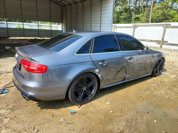 2013 AUDI S4