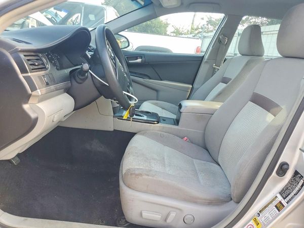 2014 TOYOTA CAMRY