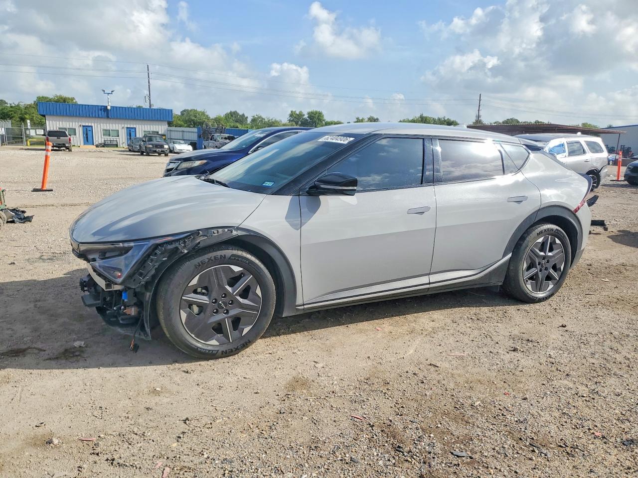 2025 KIA EV6