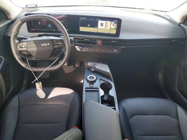 2025 KIA EV6