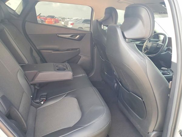 2025 KIA EV6