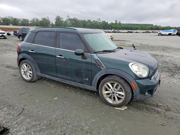 2014 MINI COOPER