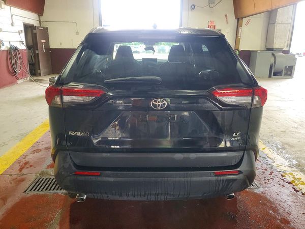 2024 TOYOTA RAV4 LE