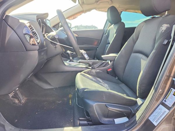 2015 MAZDA 3 Sport/GX