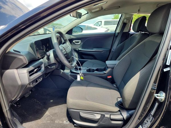 2026 KIA K4 LX, LXS