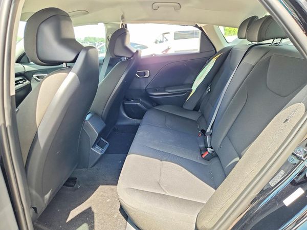 2026 KIA K4 LX, LXS