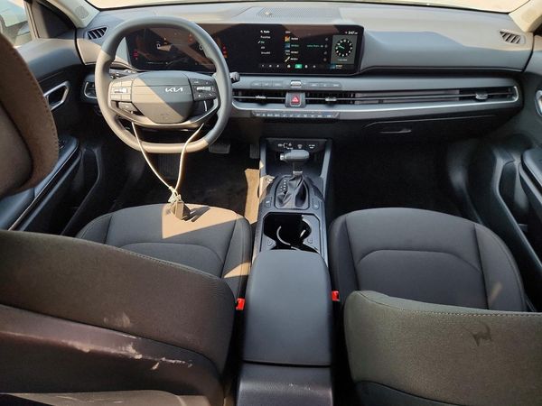 2026 KIA K4 LX, LXS