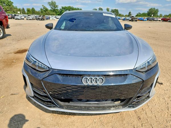 2022 AUDI E-TRON GT